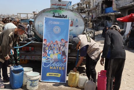proyek-kemanusiaan-inh-menyalurkan-harapan-melalui-air-bersih-dan-sembako-di-gaza-utara